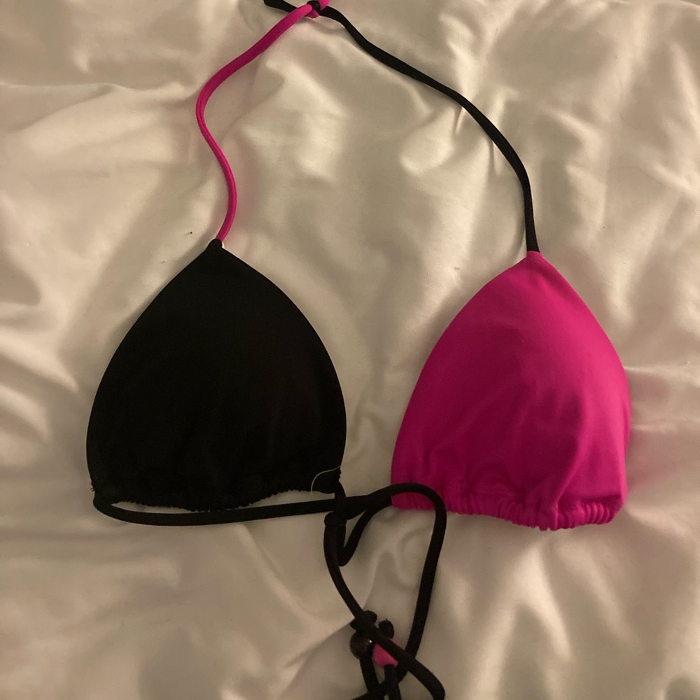 Victoria’s Secret bikini top